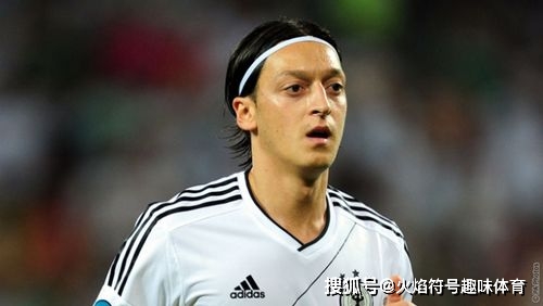 足球历史进球最多的球员_世界足球历史上最好的进球_世界足坛最经典进球