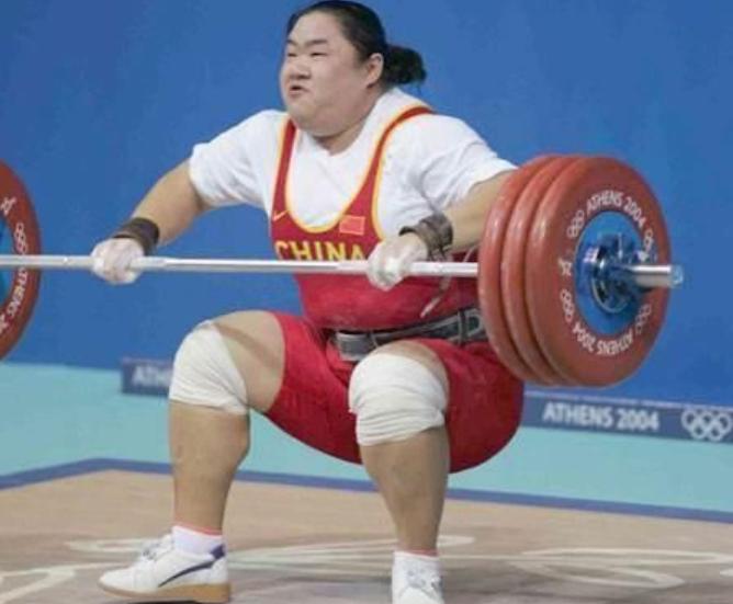 唐功红雅典奥运会女子举重决赛182.5公