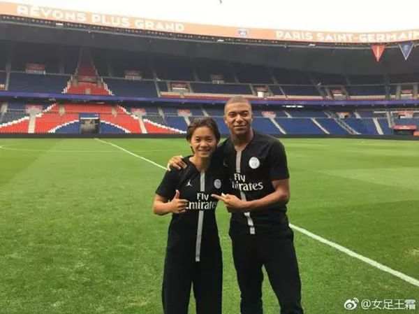 中国4个亚洲足球小姐冠军_足球小姐亚洲冠军中国是谁_足球小姐亚洲冠军中国有几个