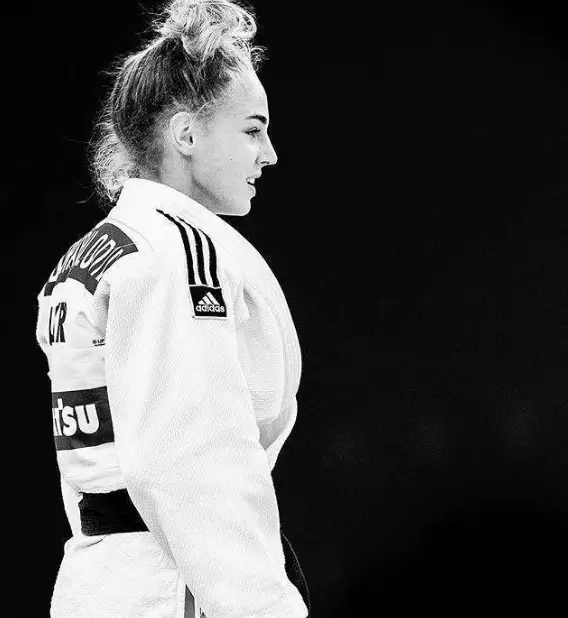 东京奥运会日本女子柔道_奥运冠军日本女会柔道冠军是谁_日本柔道奥运会冠军女
