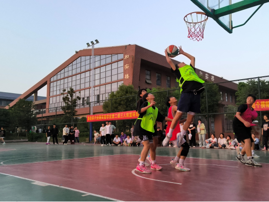 临泉二中运动会_临泉一中篮球队_临泉二中篮球赛冠军有哪些