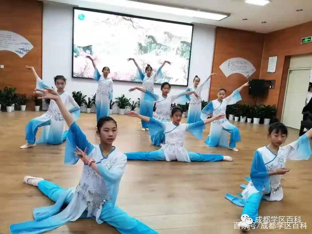篮球中学历史树德老师是谁_篮球课中对立德树人的感受_树德中学篮球历史