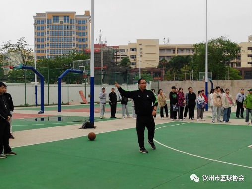 裁判篮球_中国篮球裁判规则全文解析_裁判法篮球